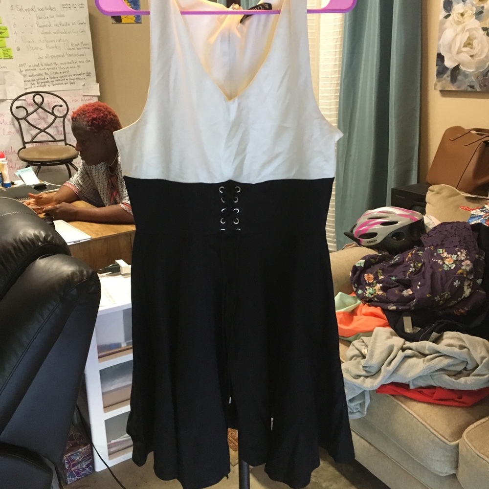 Xoxo White and black dress